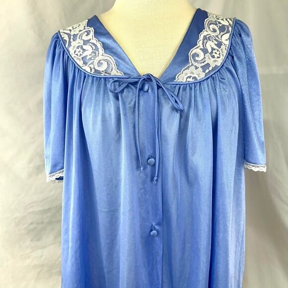 SANS SOUCI VTG 70s Blue White Lace Sleepwear Pajama Top Womens L Coquette Button - Picture 2 of 6